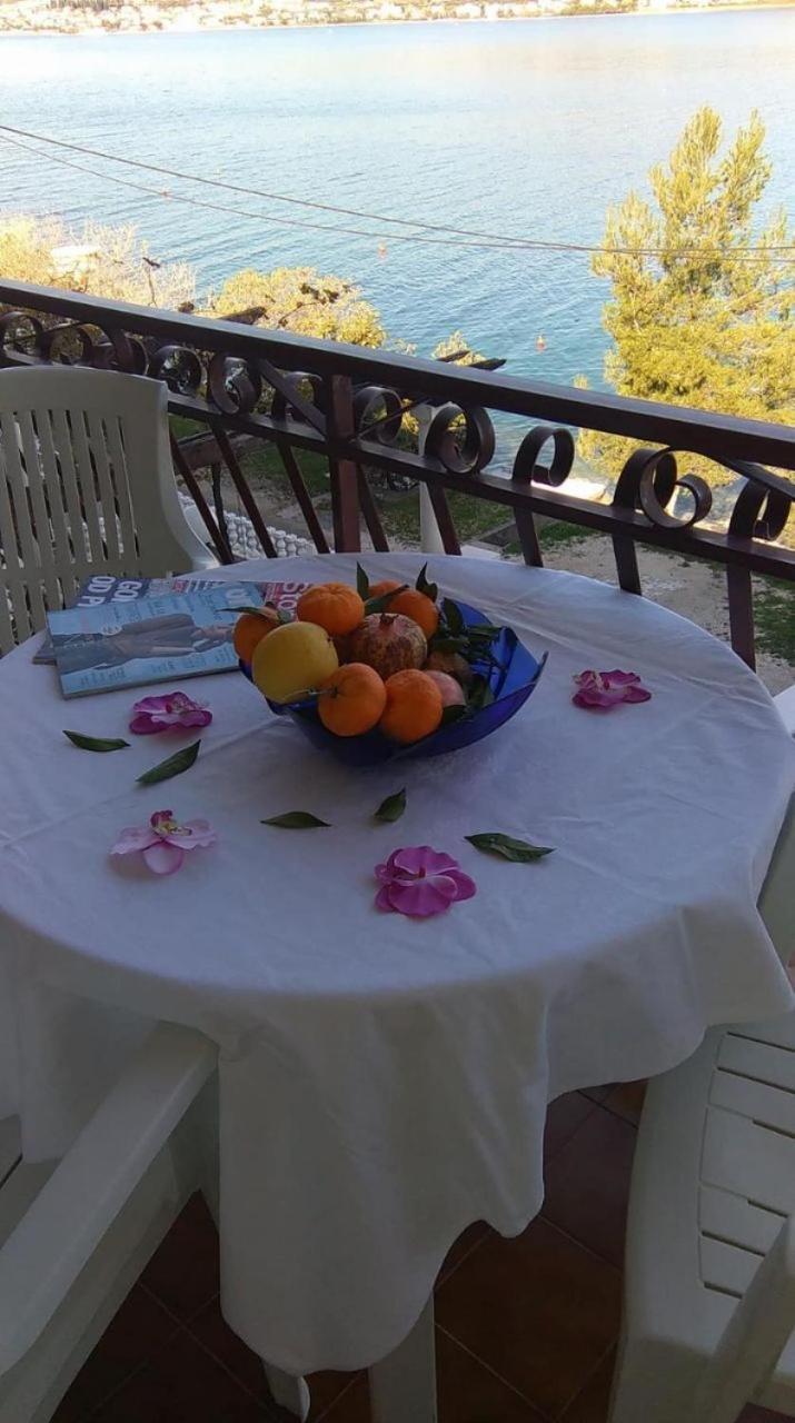 Apartments Vini Trogir Kültér fotó